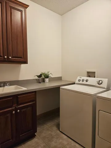 $375,000 | 13954 Shoreside Circle, Savage, MN 55378