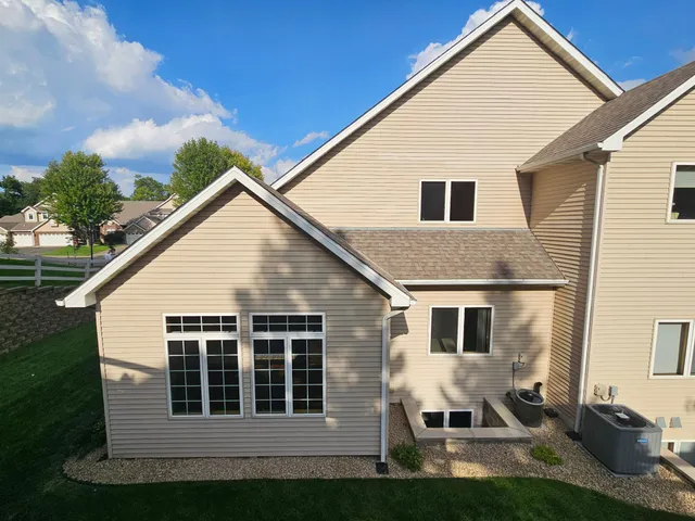 $375,000 | 13954 Shoreside Circle, Savage, MN 55378