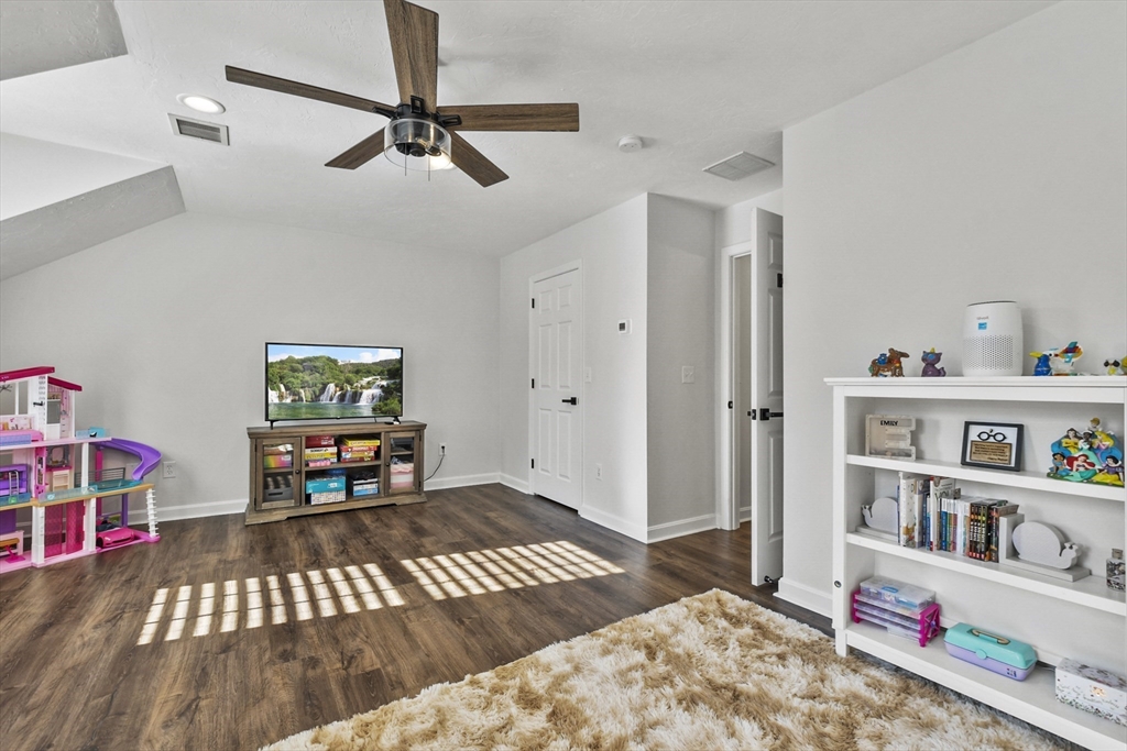 44 Pine Ridge Way, Unit 44 Middleboro, MA 02346 - Photo 23 of 37 Gallery Image 23