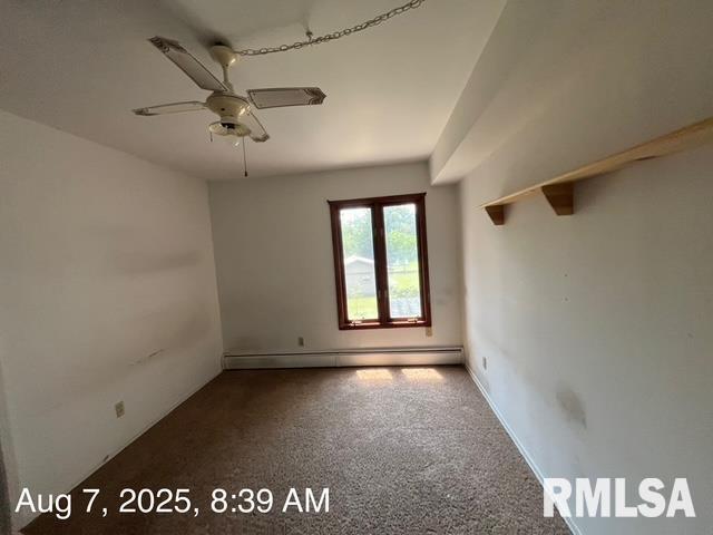 116 Evergreen Drive Anna, IL 62906 - Photo 10 of 16 an empty room with a ceiling fan and window