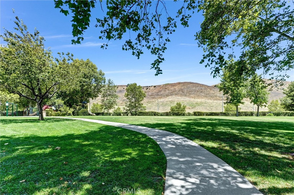 19605 Shadow Springs Way Porter Ranch, CA 91326 - Photo 29 of 33 Park