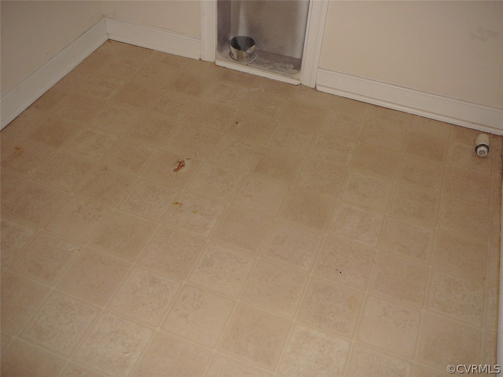 4110 Cameron Road Hopewell, VA 23860 - Photo 15 of 20 a view of a room
