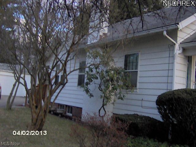 3447 Oak Road Stow, OH 44224 - Photo 2 of 12 Gallery Image 2