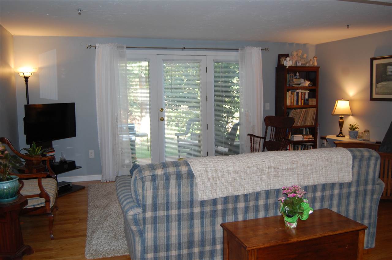 45 Bridle Path Dover, NH 03820 - Photo 11 of 27