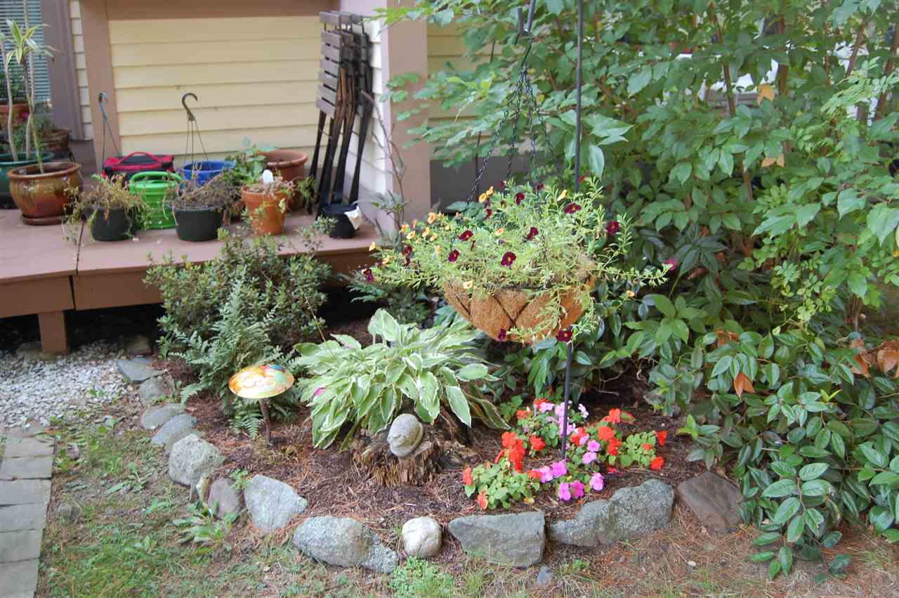 45 Bridle Path Dover, NH 03820 - Photo 4 of 27