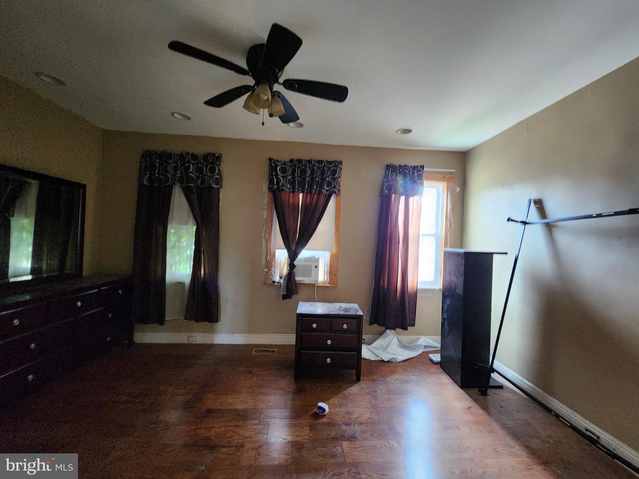 2745 Baker Street Baltimore, MD 21216 - Photo 19 of 22