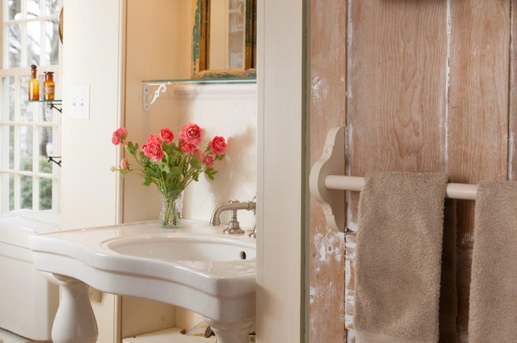 37 Marsh Street Newport, RI 02840 - Photo 16 of 26