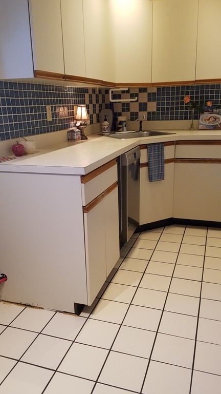 153 Strathmore Road, Unit 10 Boston, MA 02135 - Photo 7 of 14 Gallery Image 7