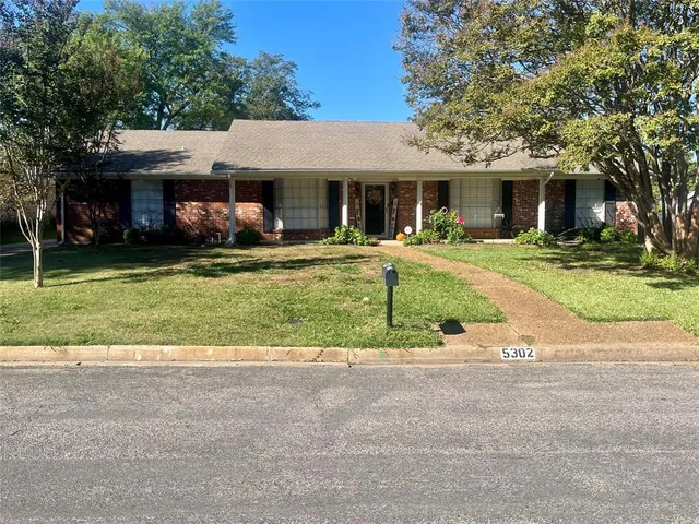 $2,500 | 5302 Vale Street, Greenville, TX 75402