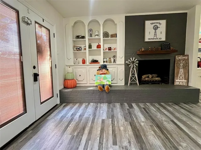 $2,500 | 5302 Vale Street, Greenville, TX 75402