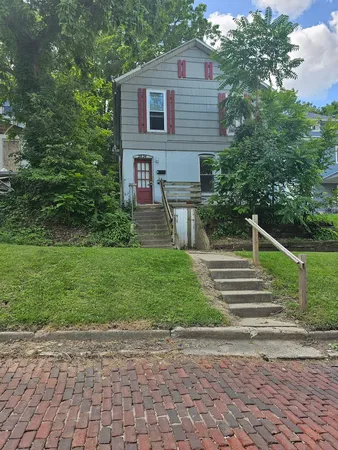 $90,000 | 2824 8th Avenue, Rock Island, IL 61201