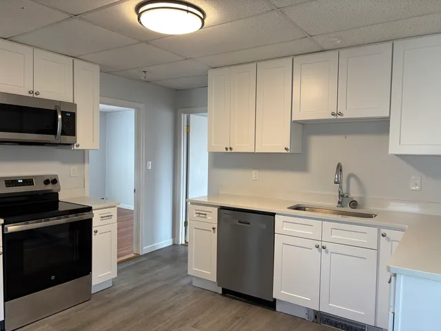 $2,500 | 202 Pine Street, Unit 3, Attleboro, MA 02703