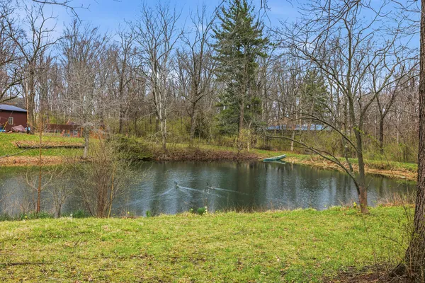 a picture of a black and white wall