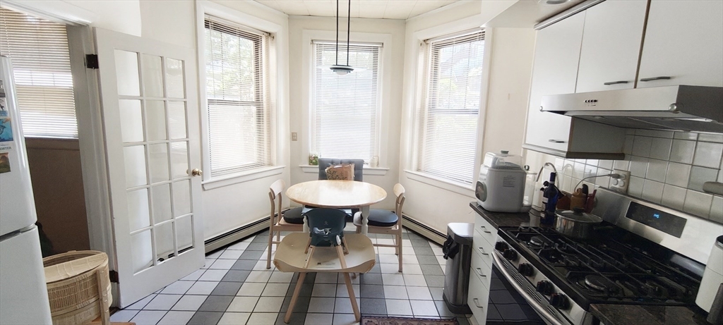 4 Fuller Street, Unit 2 Brookline, MA 02446 - Photo 6 of 12