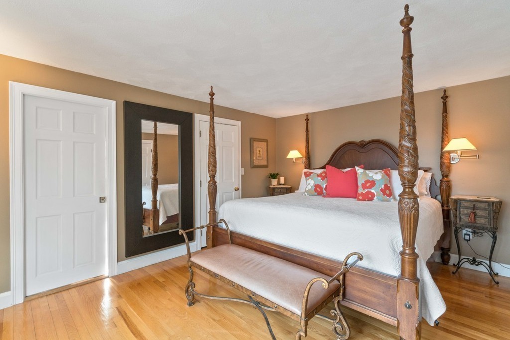 577 Bay Road Duxbury, MA 02332 - Photo 17 of 30 Gallery Image 17