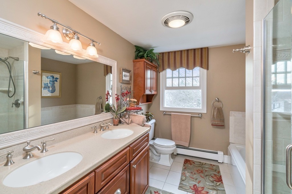 577 Bay Road Duxbury, MA 02332 - Photo 19 of 30 Gallery Image 19