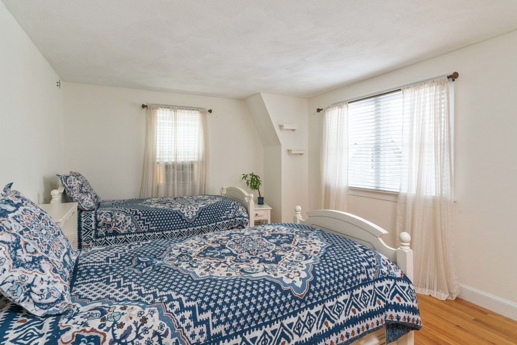577 Bay Road Duxbury, MA 02332 - Photo 20 of 30 Gallery Image 20