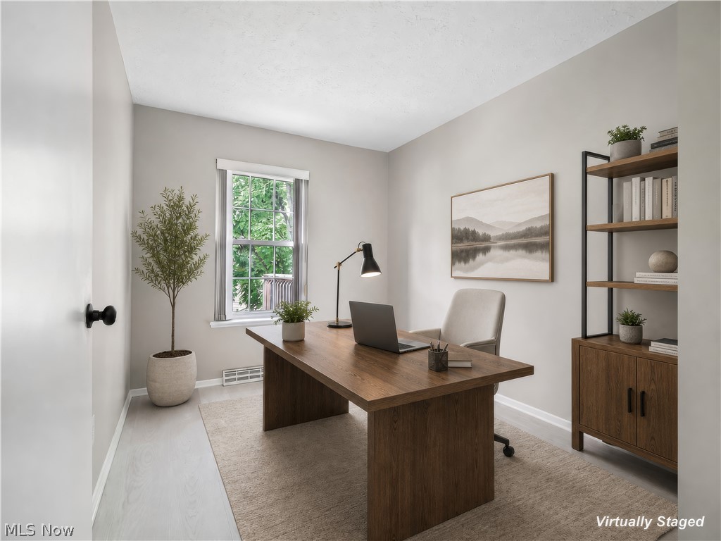 28300 Detroit Road, Unit D3 Westlake, OH 44145 - Photo 6 of 37 Virtually staged