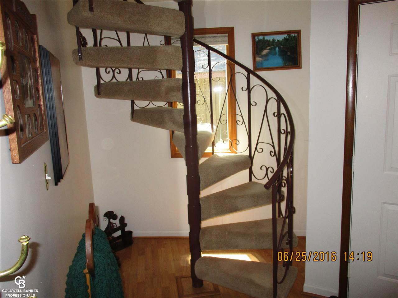8801 Big Hand Road Columbus, MI 48063 - Photo 25 of 40 31295293-25.JPG