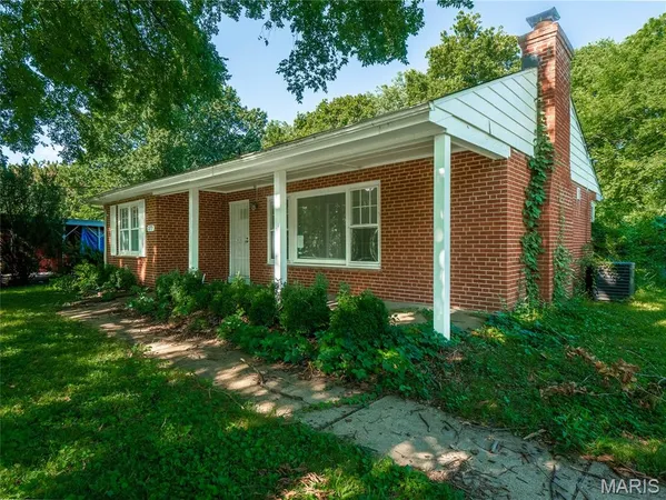 $150,000 | 377 North Schlueter Avenue, St. Louis, MO 63135