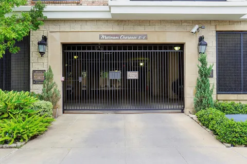 $399,000 | 2120 Kipling Street, Unit 304, Houston, TX 77098