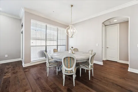 $399,000 | 2120 Kipling Street, Unit 304, Houston, TX 77098