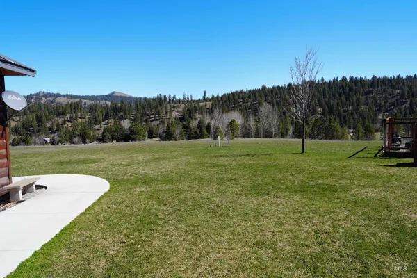 $965,000 | 14 Bobcat Court, Garden Valley, ID 83622