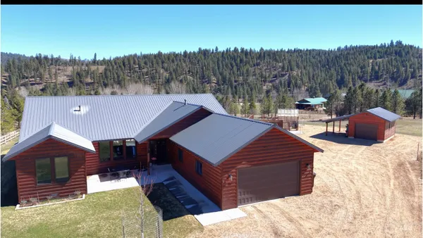 $965,000 | 14 Bobcat Court, Garden Valley, ID 83622