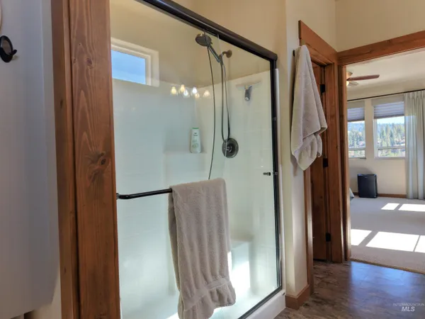 $965,000 | 14 Bobcat Court, Garden Valley, ID 83622