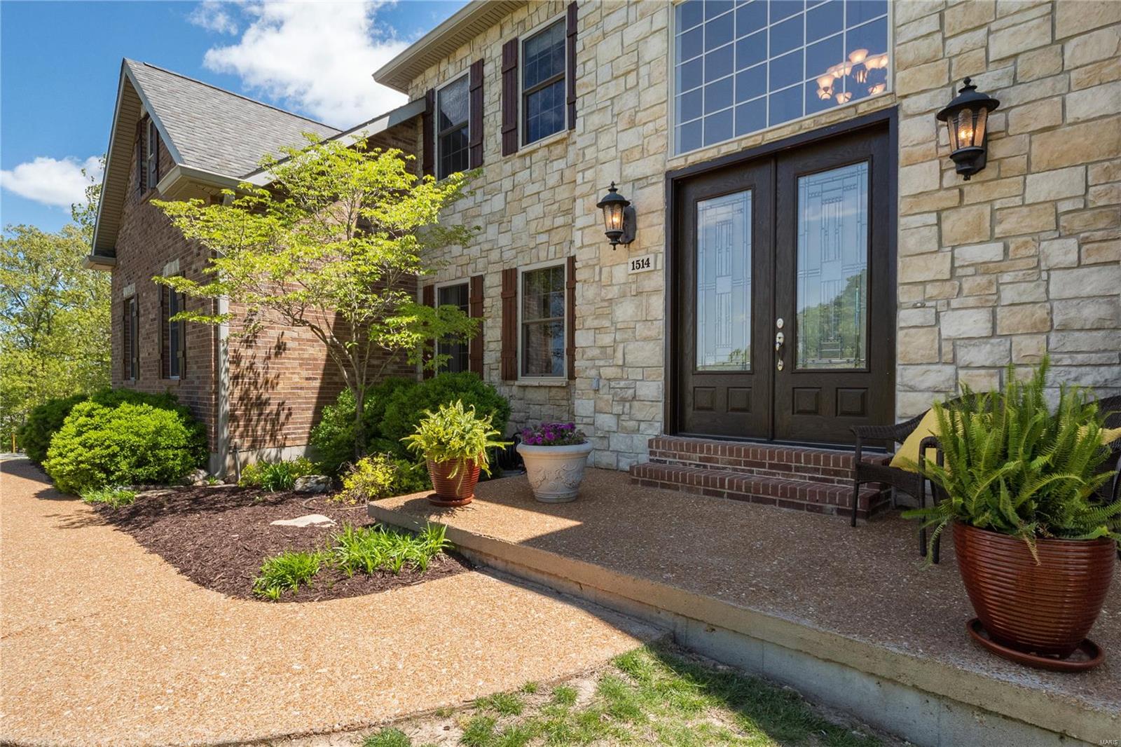 1514 Emerald Isle Lane High Ridge, MO 63049 - Photo 3 of 91