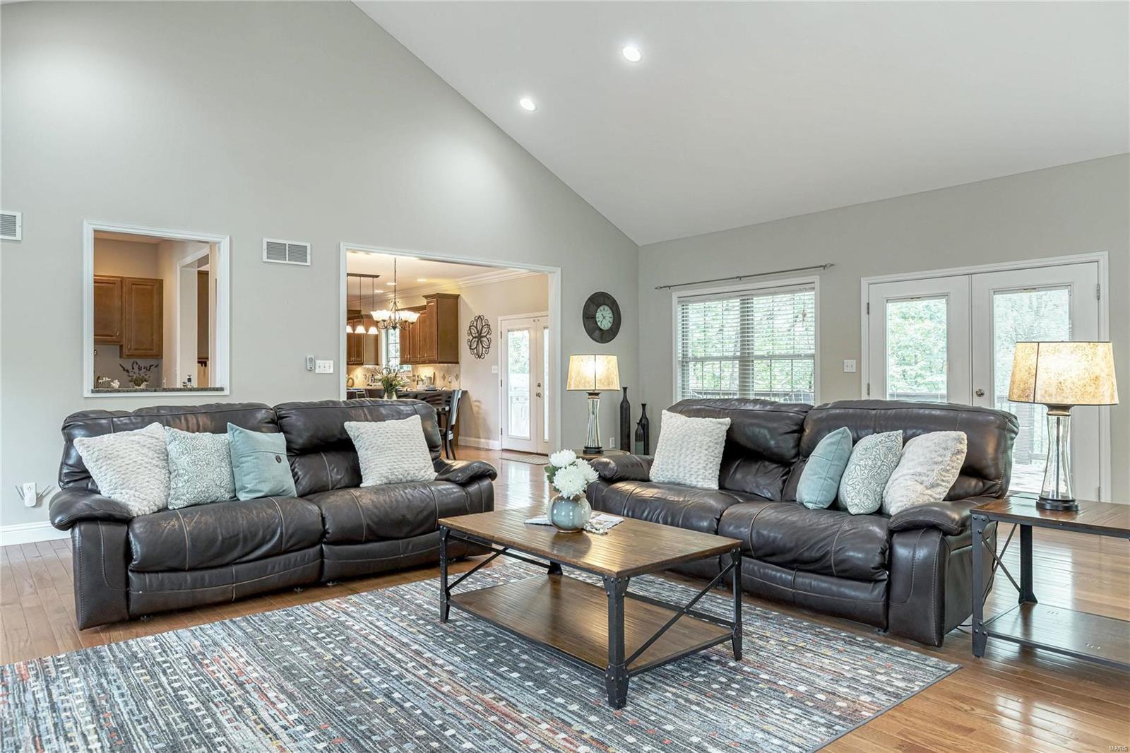 1514 Emerald Isle Lane High Ridge, MO 63049 - Photo 33 of 91