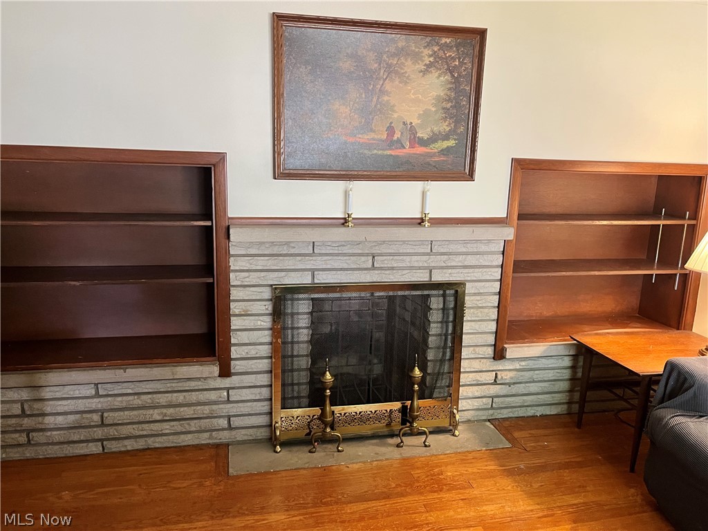 13650 Granger Road Cleveland, OH 44125 - Photo 6 of 13 living room