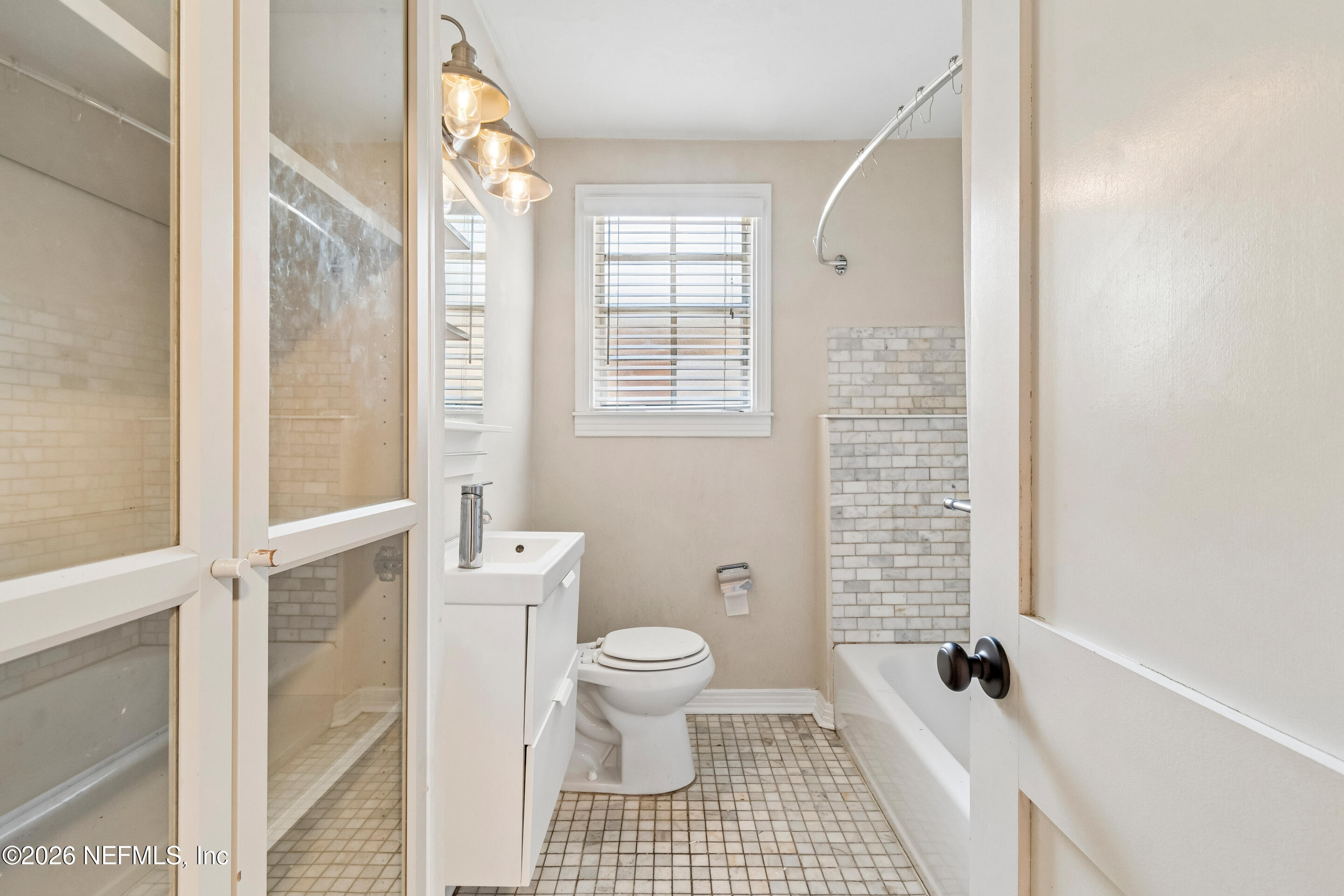 1037 Riviera Street Jacksonville, FL 32207 - Photo 17 of 63 26-DSC_4376
