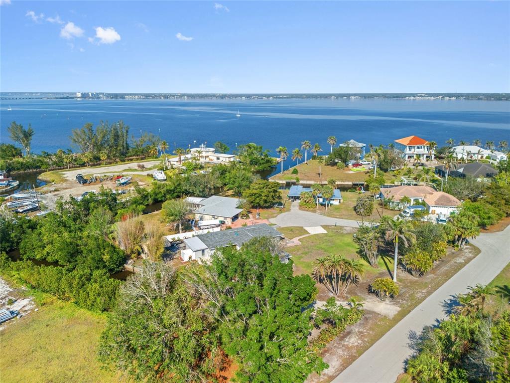 425 Fireball Court Punta Gorda, FL 33950 - Photo 34 of 38