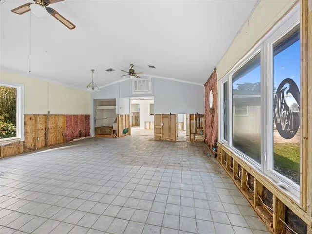 $385,000 | 425 Fireball Court, Punta Gorda, FL 33950