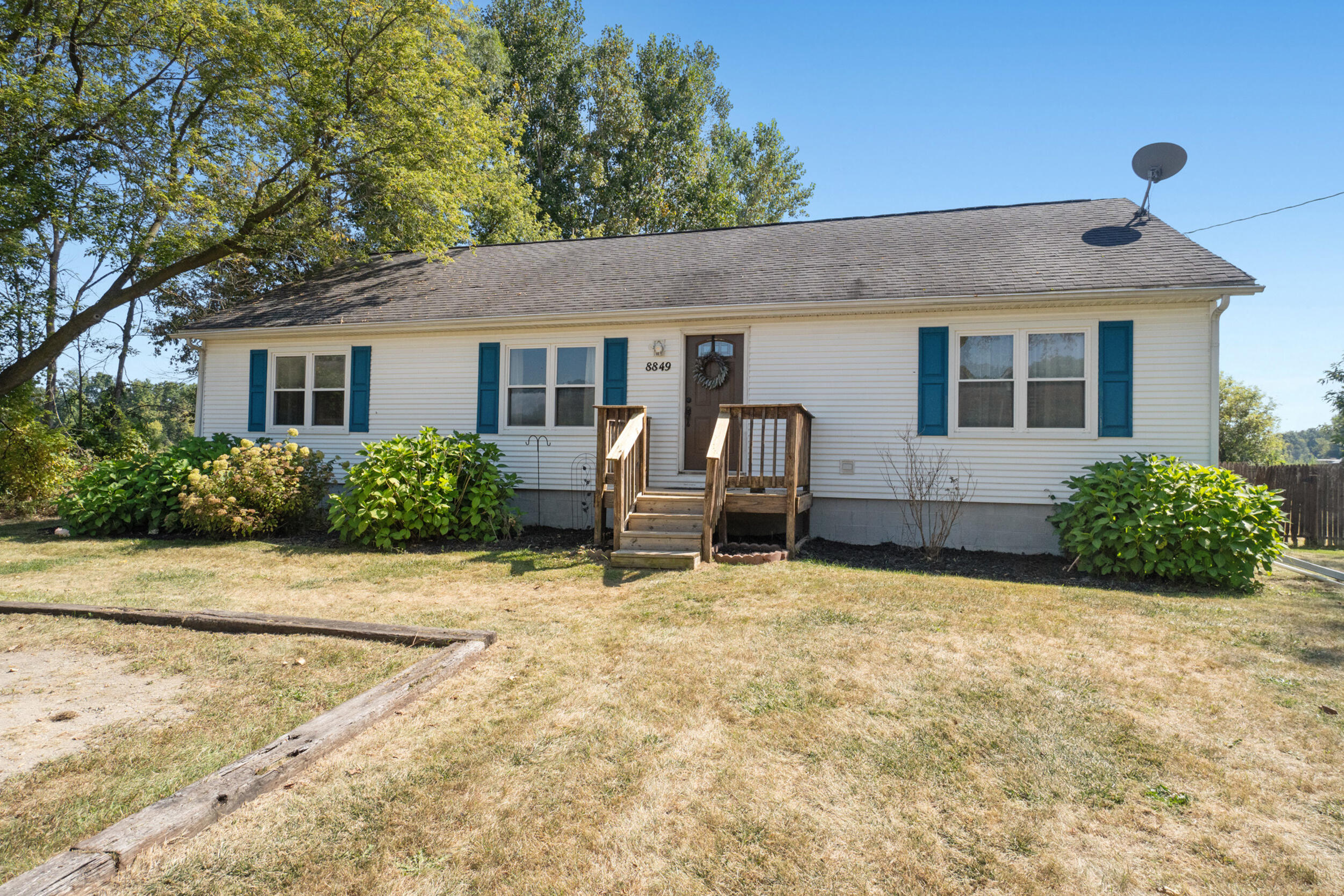 8849 Bunkerhill Road Jackson, MI 49201 - Photo 1 of 36 8849 Bunkerhill Rd Jackson MI - 00049