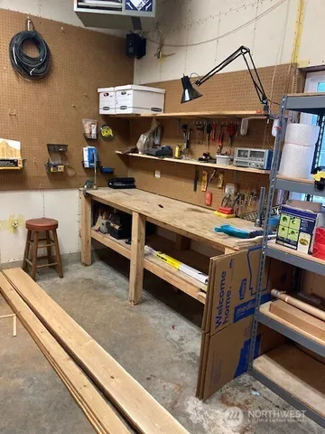 $775,000 | 950 North Potlatch Drive, Hoodsport, WA 98548