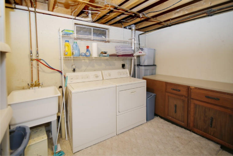 615 Piccadilly Road Kalamazoo, MI 49006 - Photo 19 of 23 14063338_18