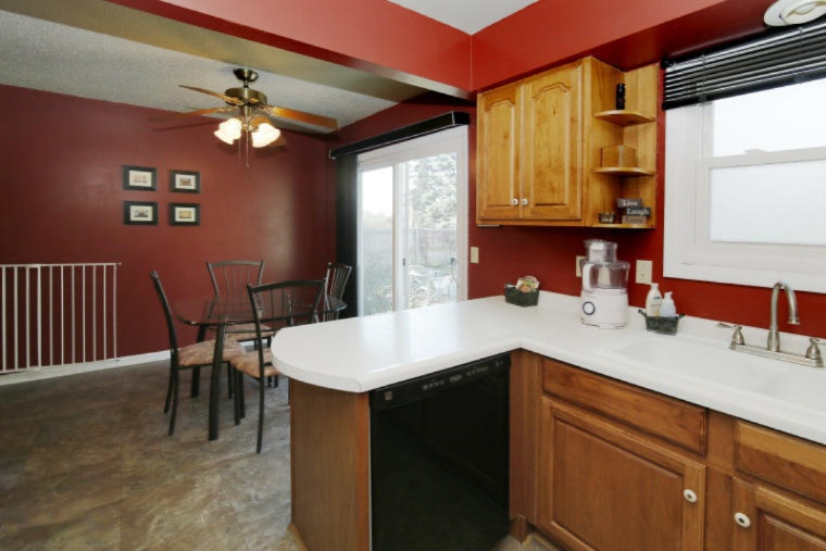615 Piccadilly Road Kalamazoo, MI 49006 - Photo 8 of 23 14063338_07