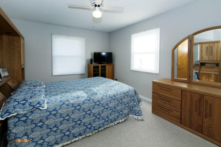 615 Piccadilly Road Kalamazoo, MI 49006 - Photo 9 of 23 14063338_08