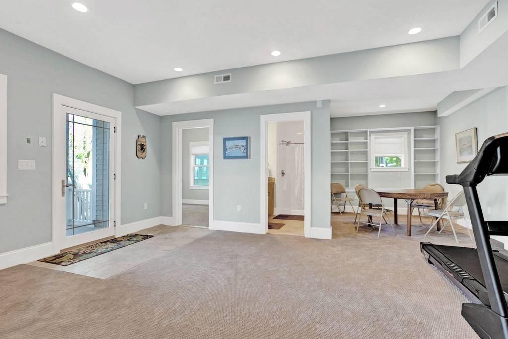 63 Oakhurst Road Hopkinton, MA 01748 - Photo 34 of 39 Gallery Image 34