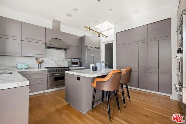 $22,000 | 9314 Lloydcrest Drive, Beverly Hills, CA 90210