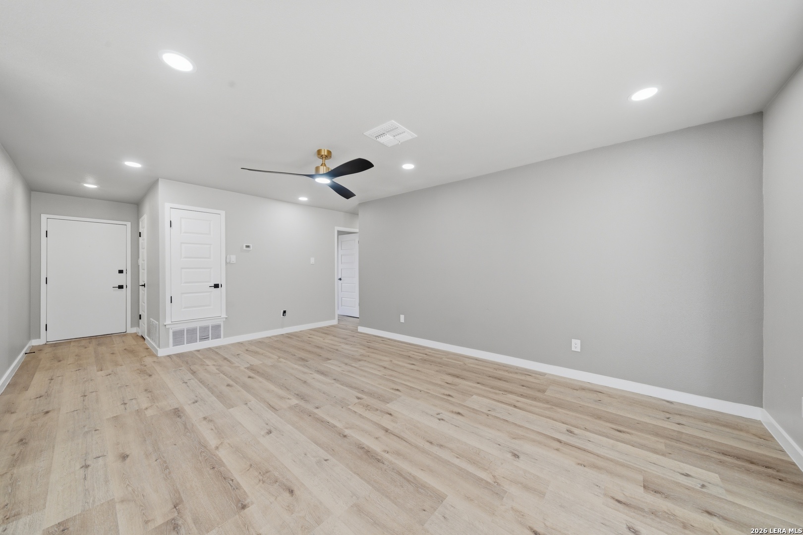 9446 Cliff Way Street San Antonio, TX 78250 - Photo 14 of 24 a view of an empty room