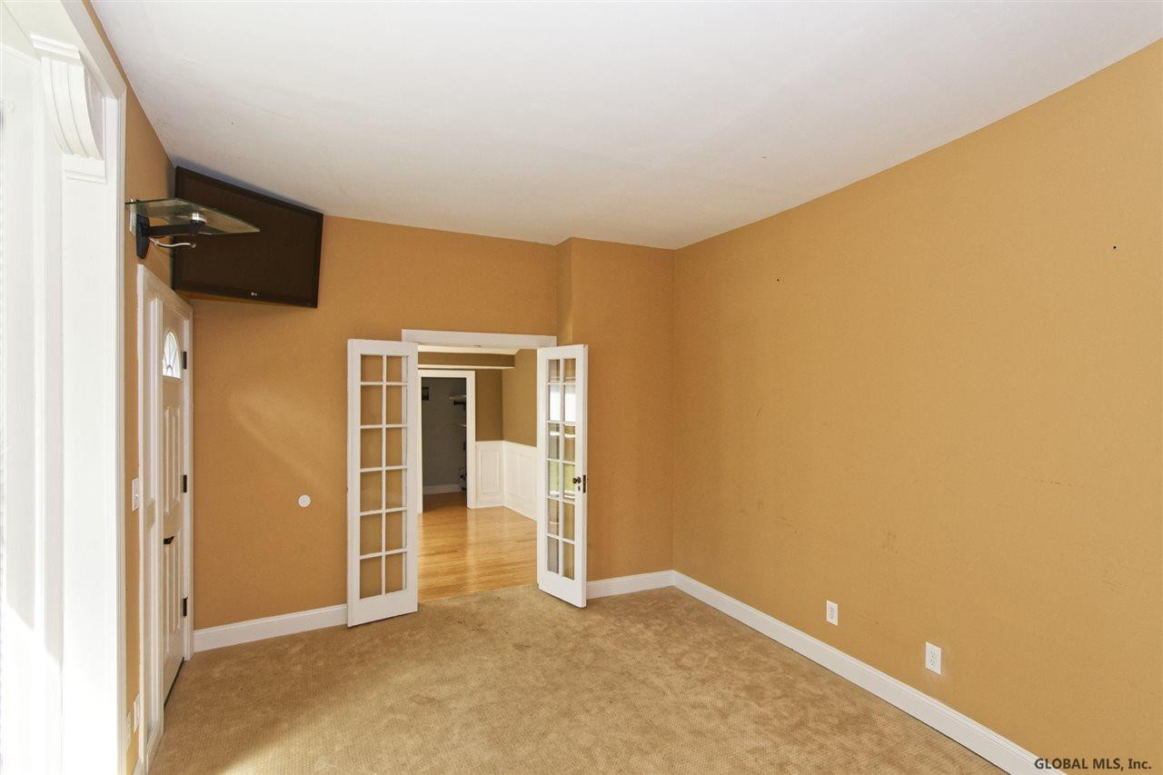 213 Menand Road Albany, NY 12211 - Photo 25 of 34 Photo 25