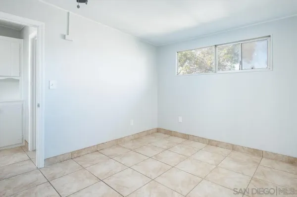 $2,100 | 532 North 1st Street, El Cajon, CA 92021
