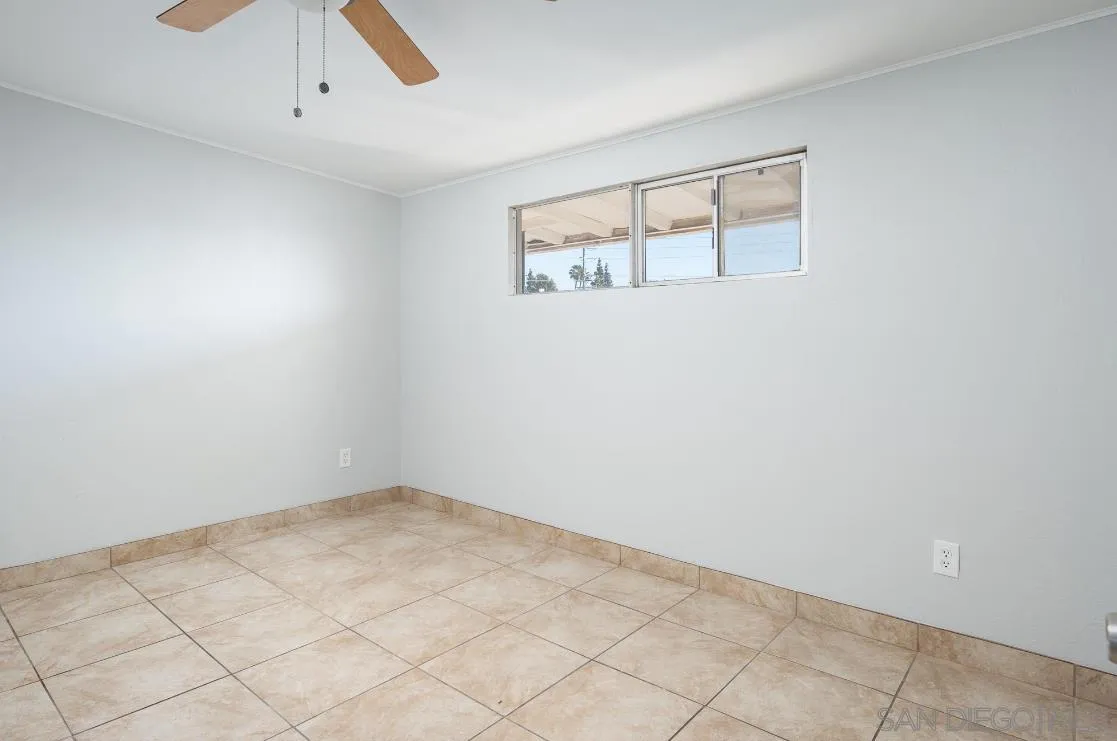 532 North 1st Street El Cajon, CA 92021 - Photo 22 of 24 an empty room with windows