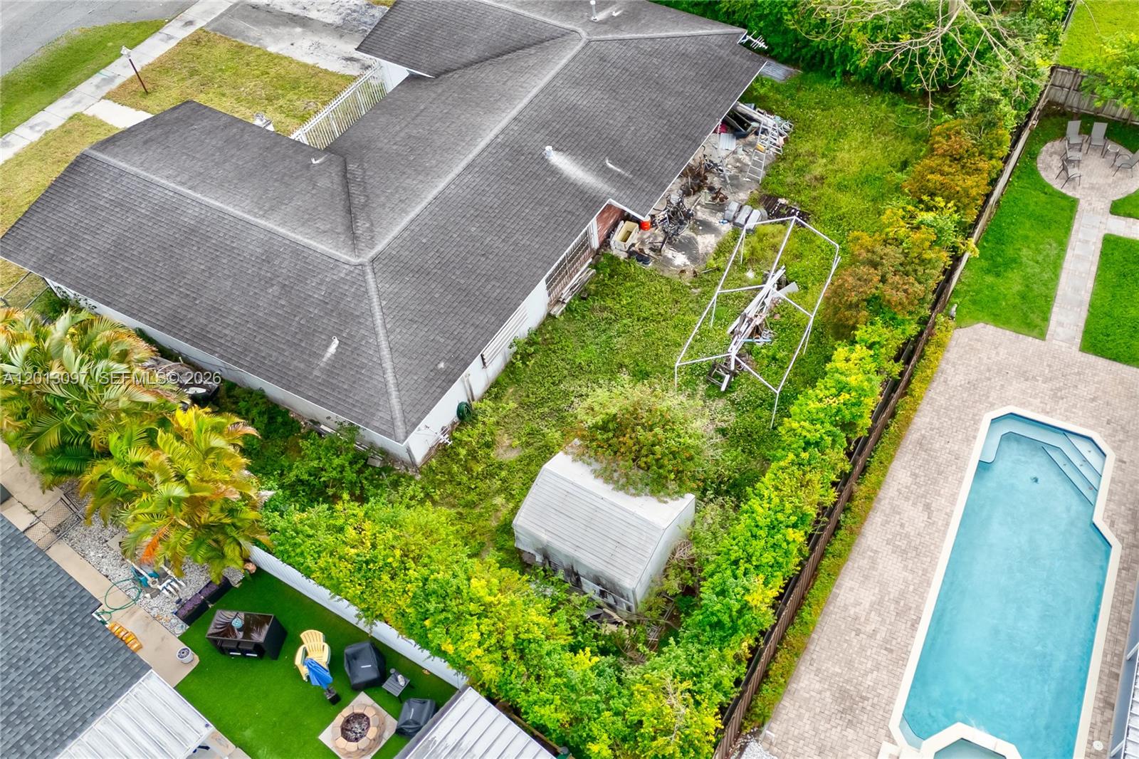 14245 Southwest 75th Terrace Miami, FL 33183 - Photo 13 of 15