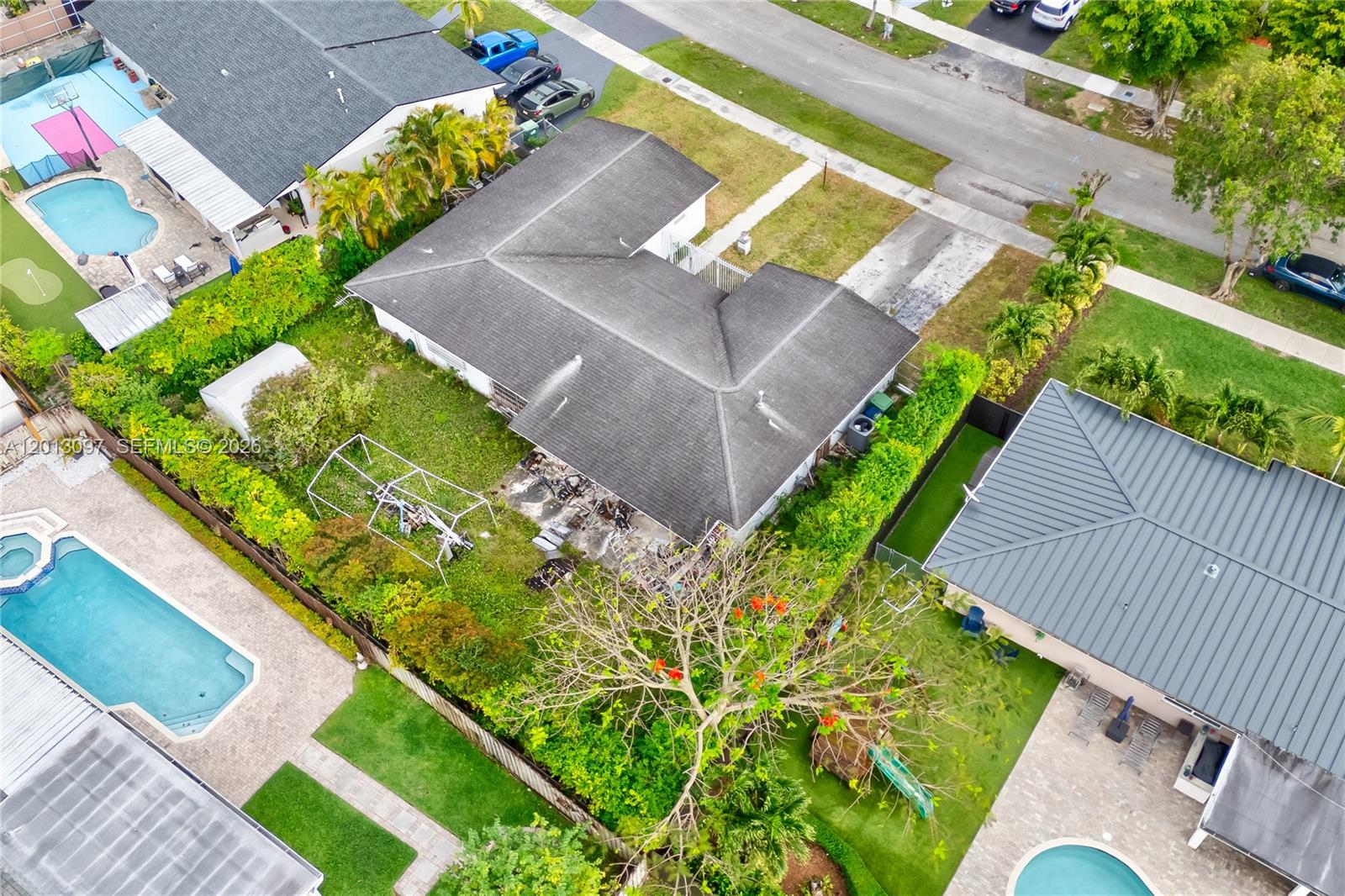 14245 Southwest 75th Terrace Miami, FL 33183 - Photo 4 of 15