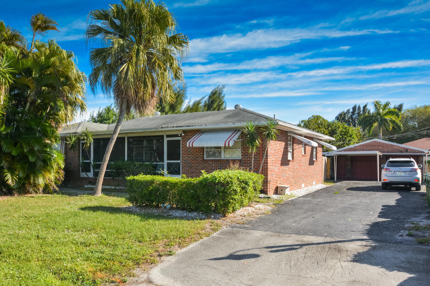 3550 Kirk Road Palm Springs, FL 33461 - Photo 2 of 32 3550 Kirk Rd Lake Worth FL-large-001-10-