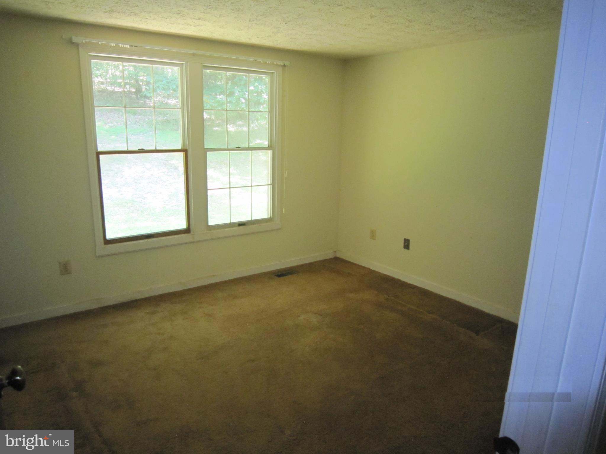 2215 Hughes Shop Road Westminster, MD 21158 - Photo 15 of 27 Bedroom